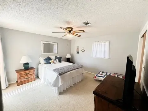 209 Crest Drive Kingsland, TX 78639