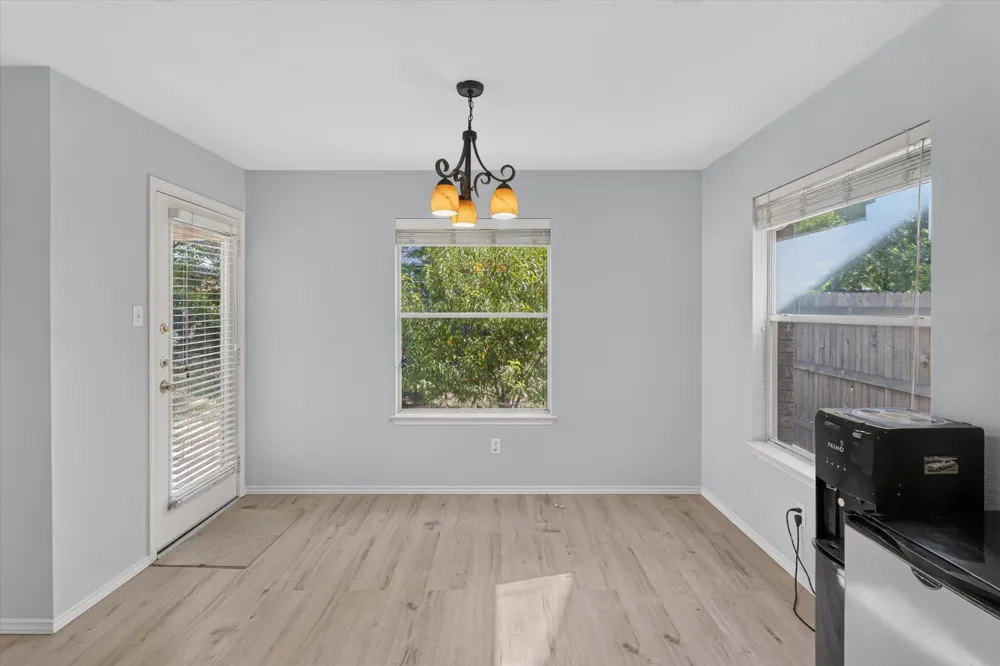 1516 Sleepytime Trail Pflugerville, TX 78660