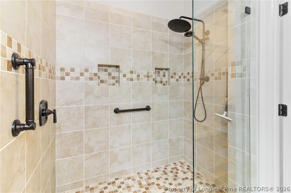 24 Glen Bend Court Spring Lake, NC 28390