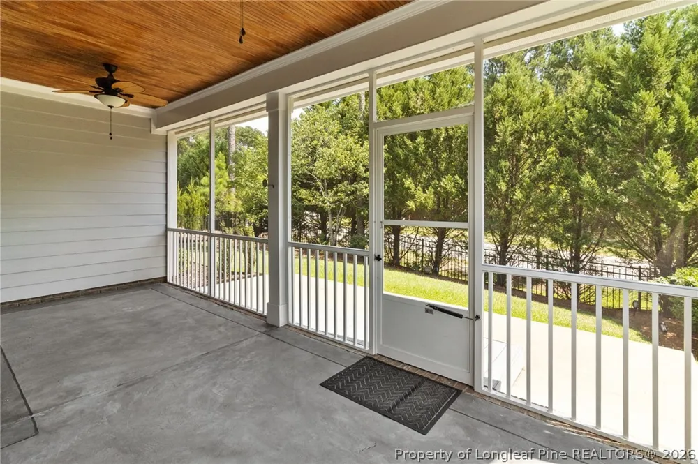 24 Glen Bend Court Spring Lake, NC 28390