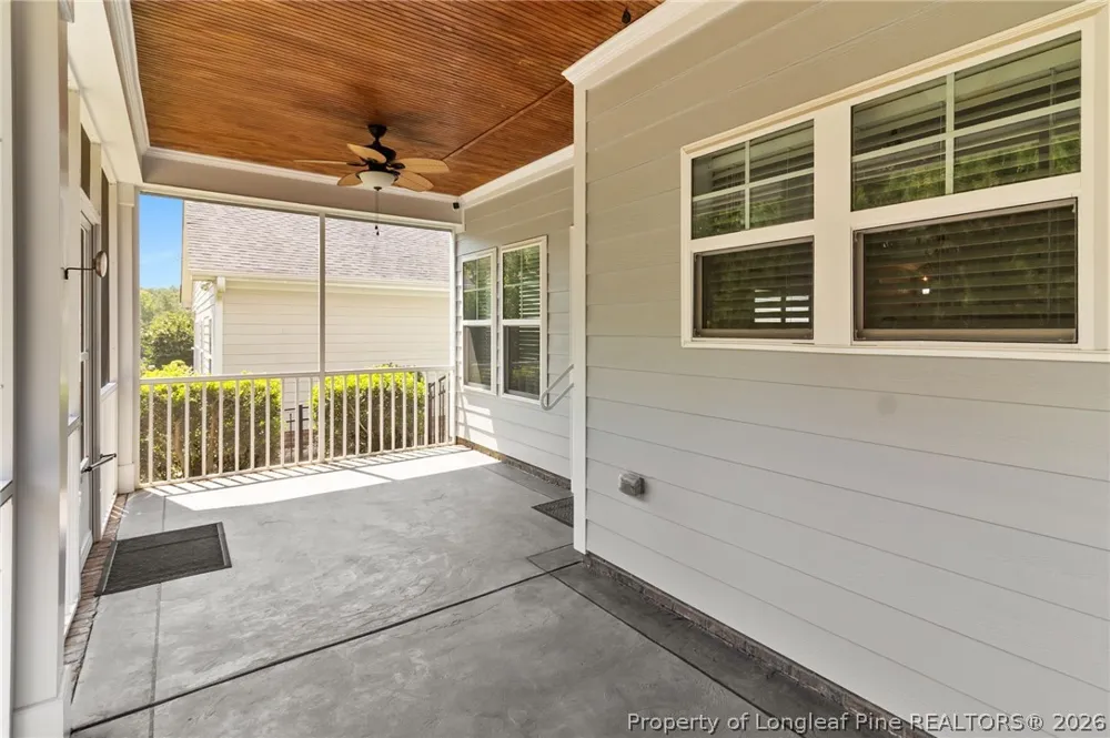 24 Glen Bend Court Spring Lake, NC 28390