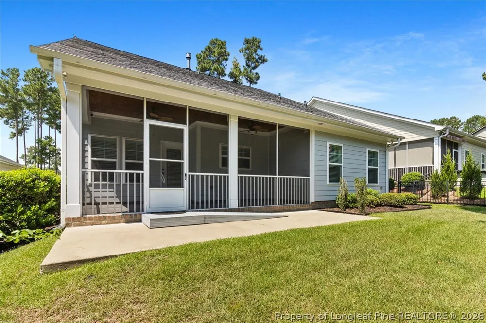 24 Glen Bend Court Spring Lake, NC 28390