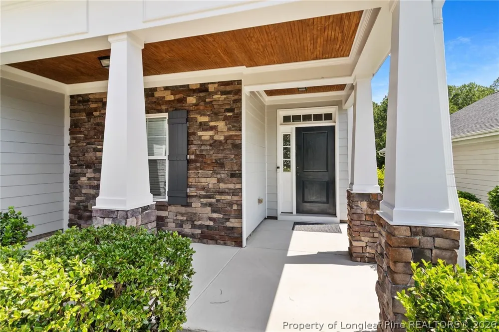 24 Glen Bend Court Spring Lake, NC 28390