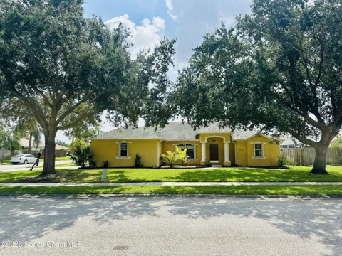 1143 Egret Lake Way