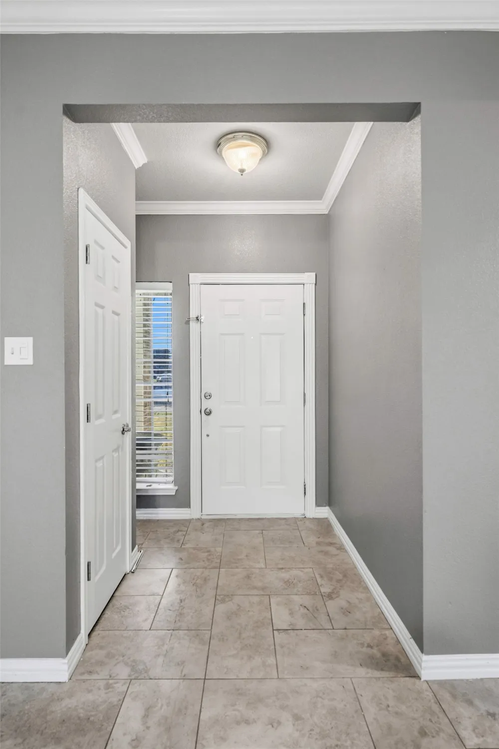 607 Meadowbrook Drive Burleson, TX 76028