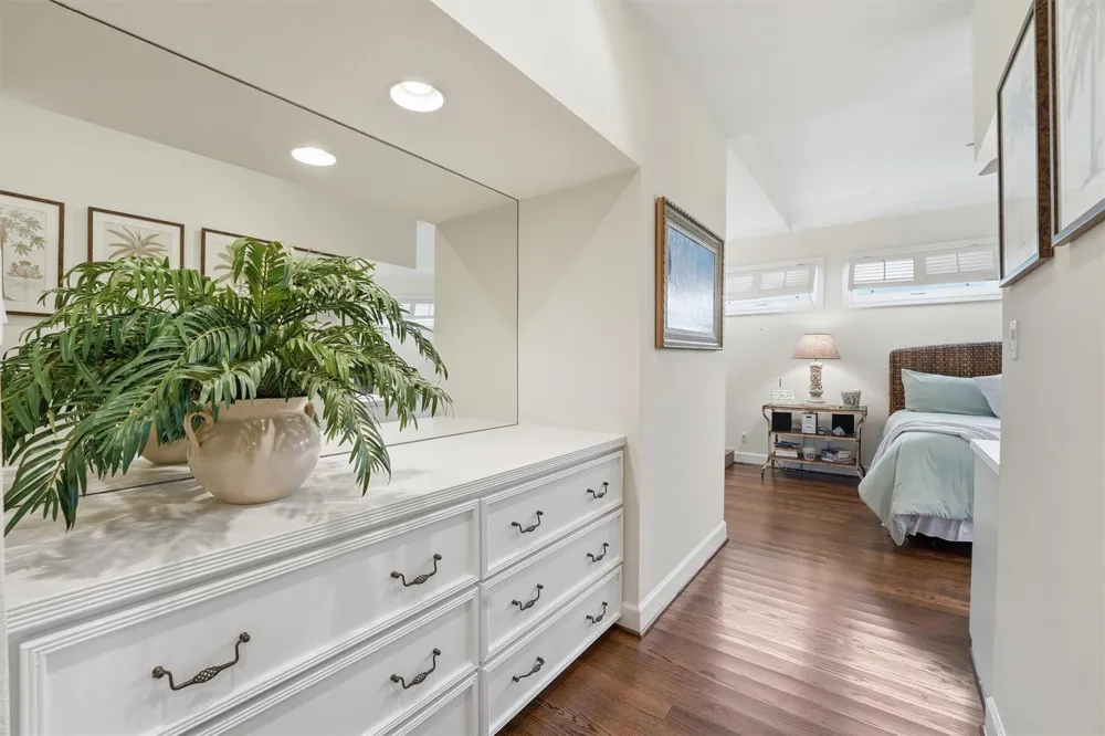 16635 Jamaica Cove Road Jamaica Beach, TX 77554
