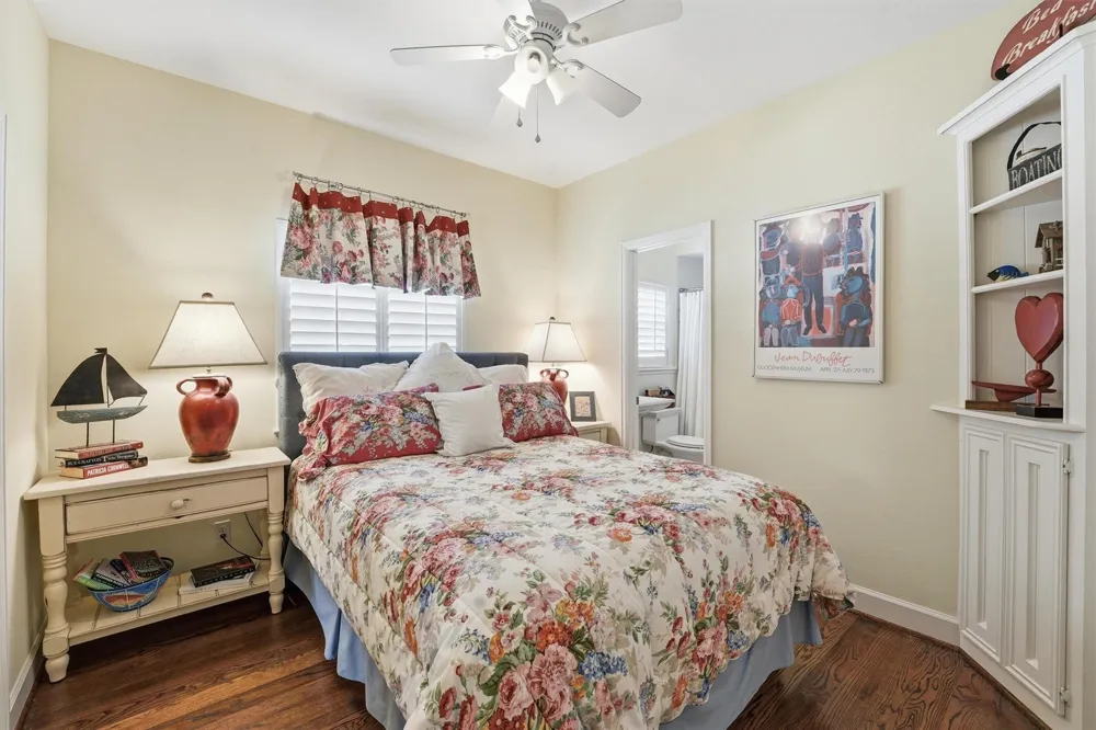 16635 Jamaica Cove Road Jamaica Beach, TX 77554