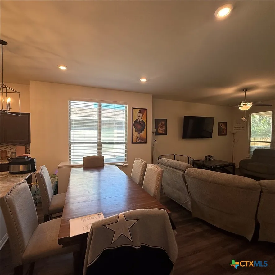 5067 Dickinson Loop Belton, TX 76513