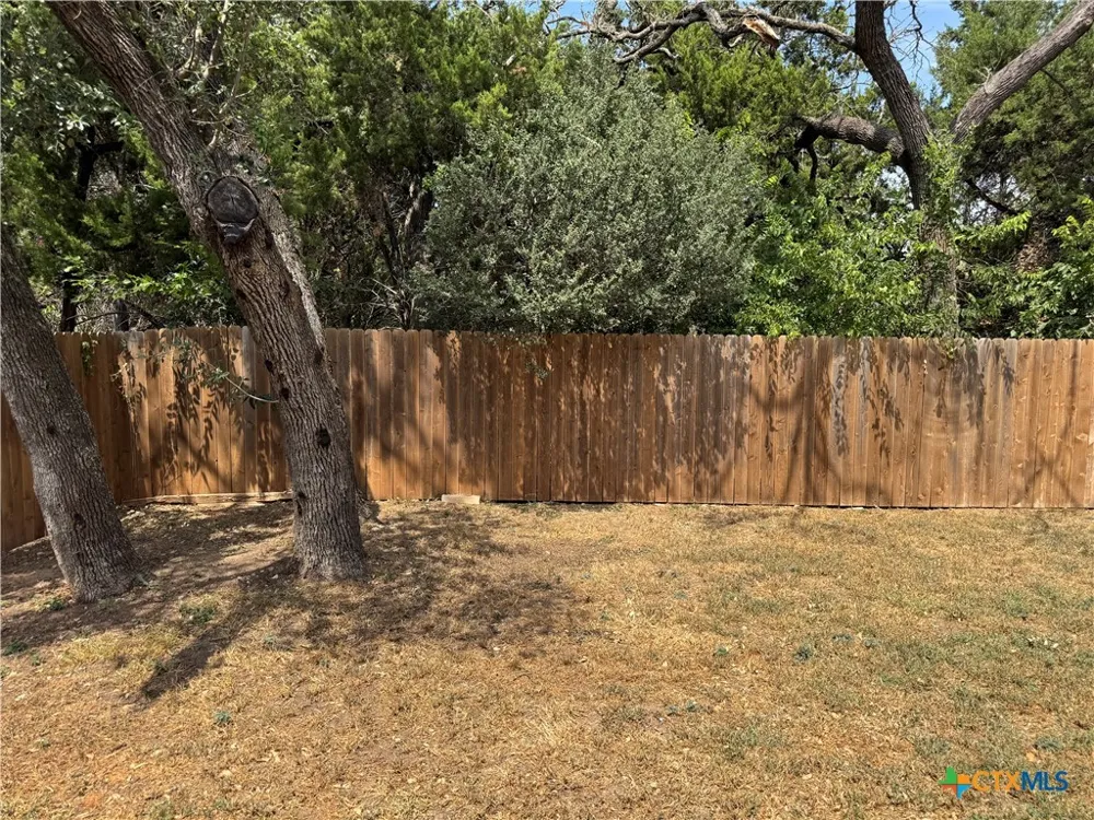 5067 Dickinson Loop Belton, TX 76513