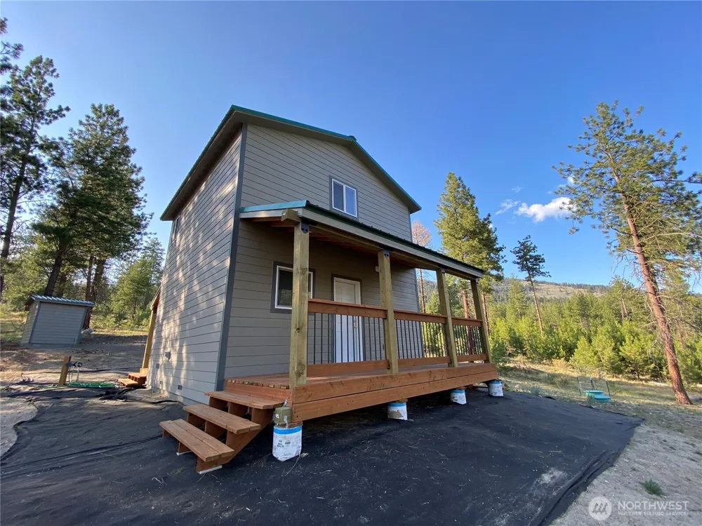 147 W High Country Drive Tonasket, WA 98855