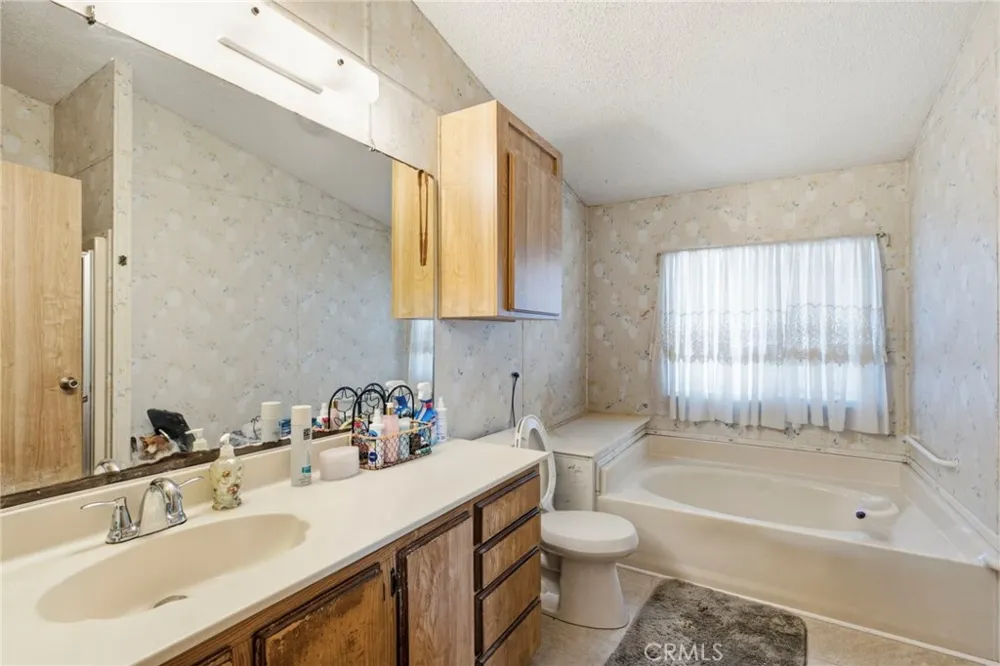 30700 Palmetto Palm Avenue Homeland, CA 92548