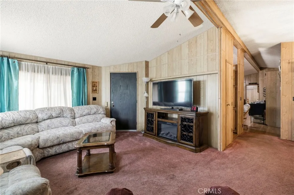30700 Palmetto Palm Avenue Homeland, CA 92548