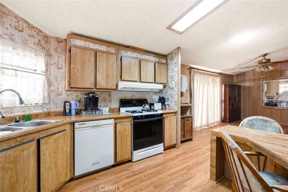 30700 Palmetto Palm Avenue Homeland, CA 92548