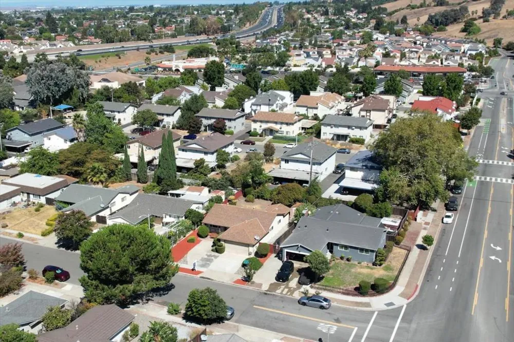 1283 Traughber Street Milpitas, CA 95035