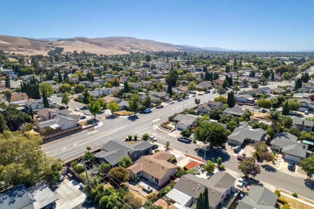 1283 Traughber Street Milpitas, CA 95035