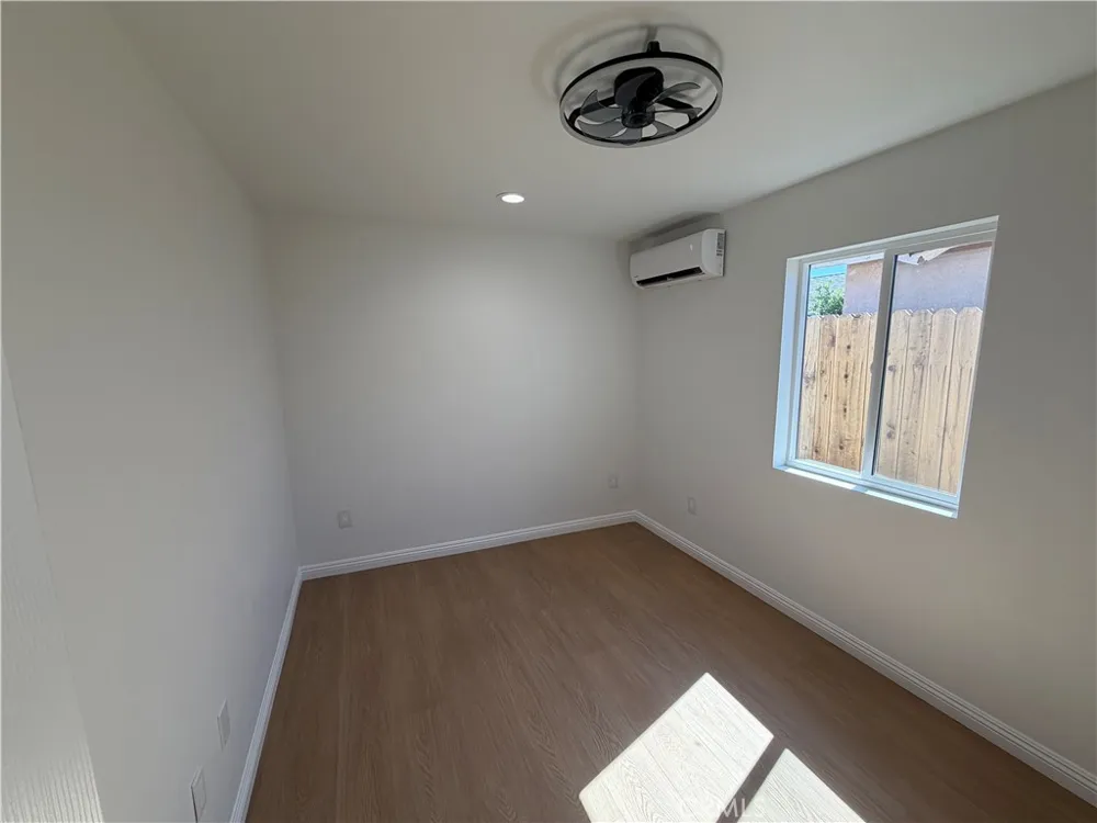 424 Poplar Compton, CA 90220