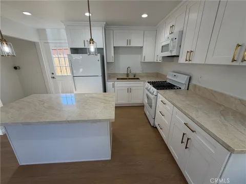 424 Poplar