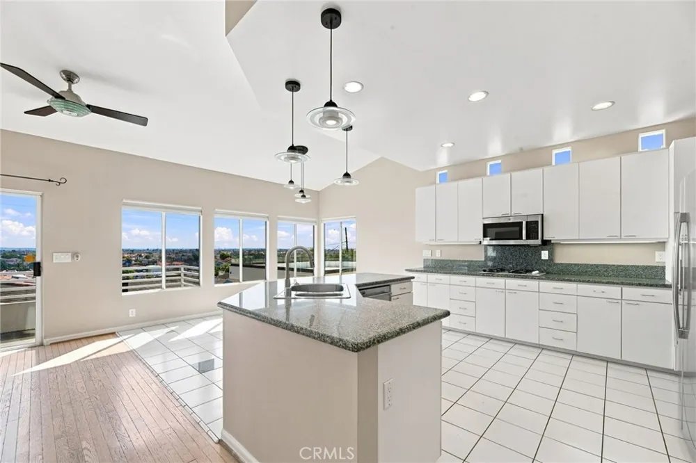 1536 Silver Hermosa Beach, CA 90254