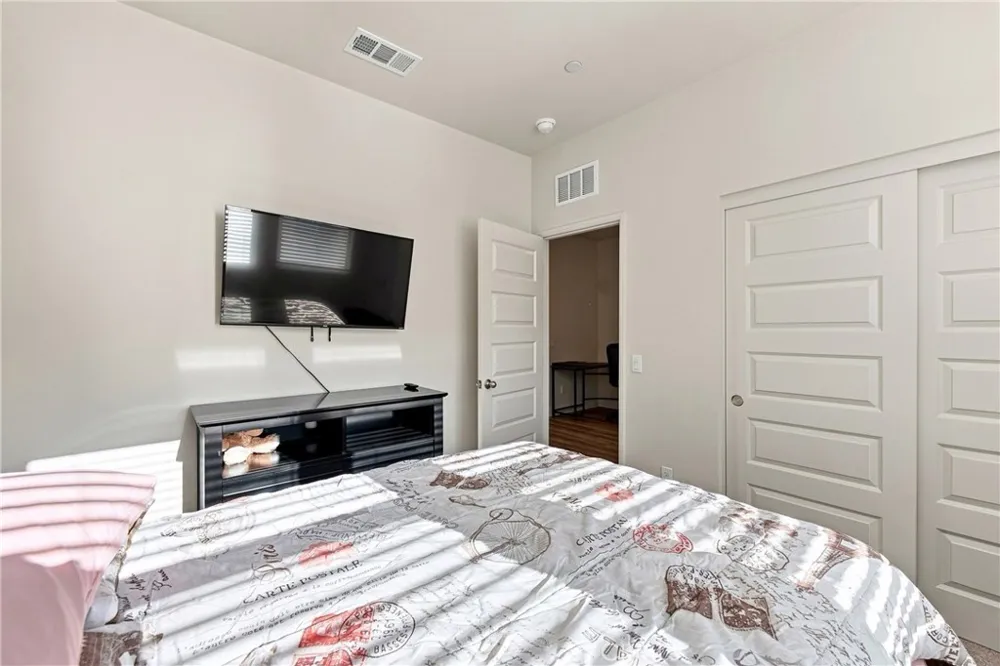 211 Vincent Avenue West Covina, CA 91790