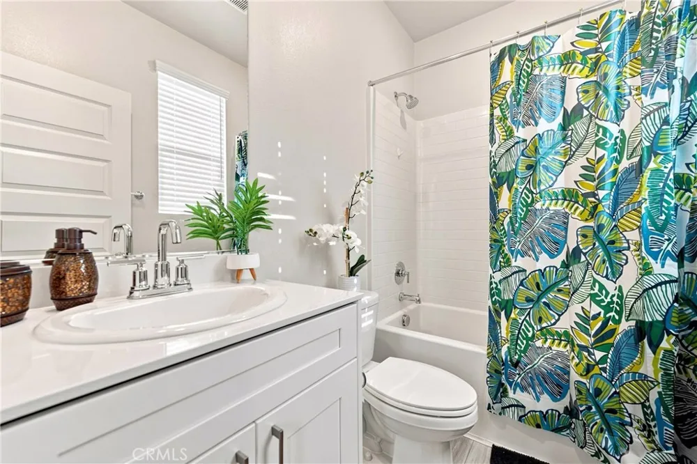 211 Vincent Avenue West Covina, CA 91790