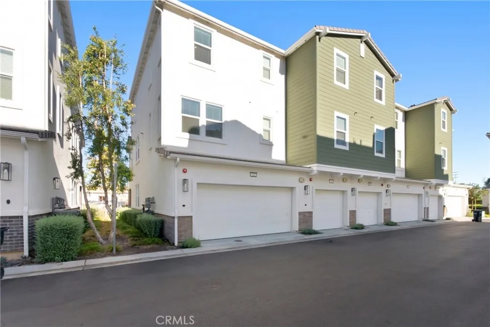 211 Vincent Avenue West Covina, CA 91790