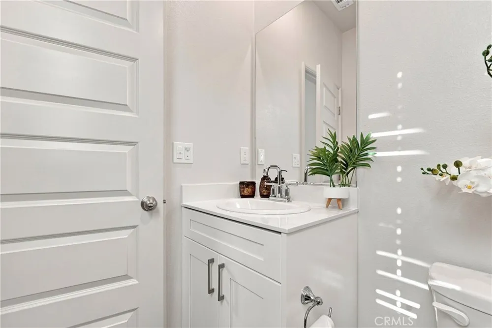 211 Vincent Avenue West Covina, CA 91790