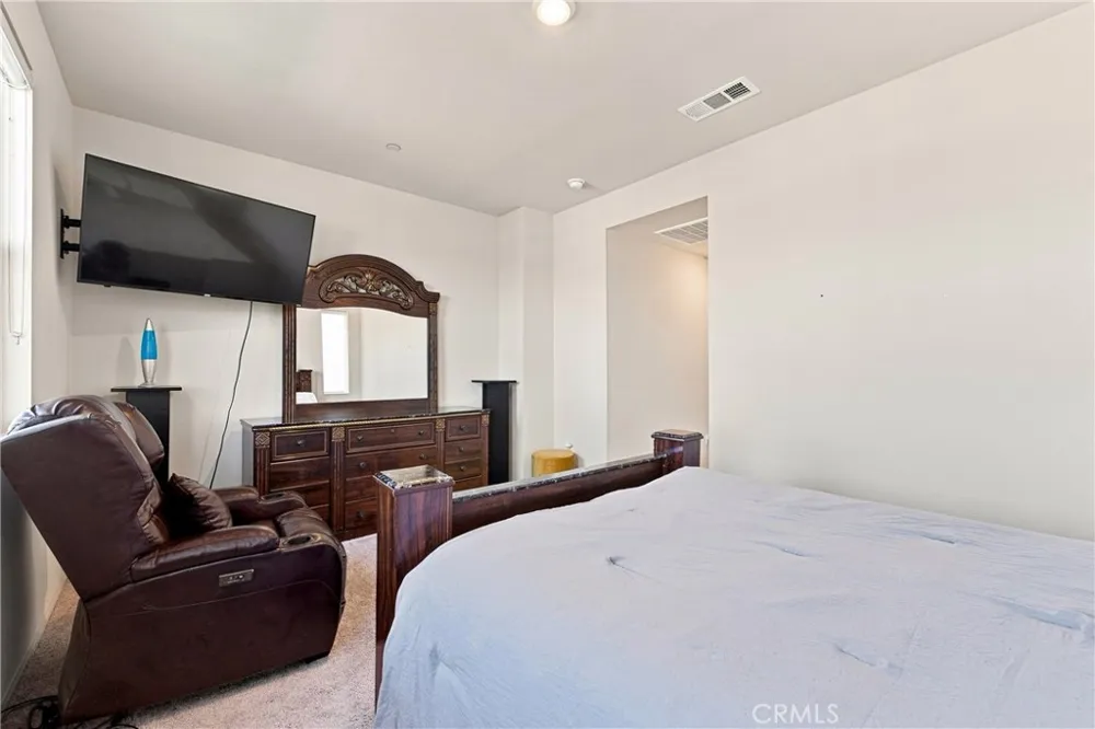 211 Vincent Avenue West Covina, CA 91790