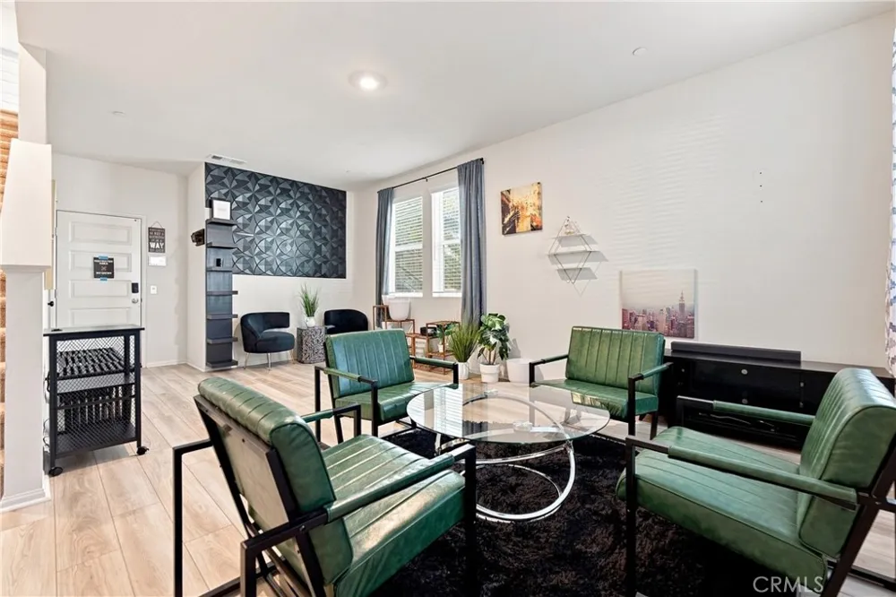 211 Vincent Avenue West Covina, CA 91790