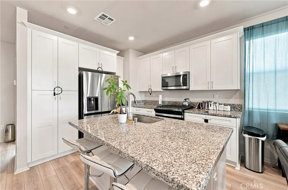 211 Vincent Avenue West Covina, CA 91790