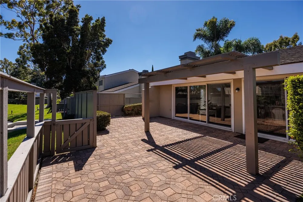 19510 Sandcastle Ln Huntington Beach, CA 92648