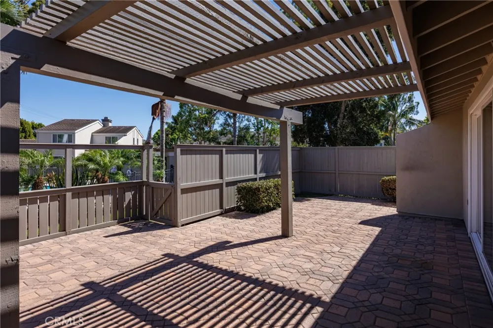 19510 Sandcastle Ln Huntington Beach, CA 92648