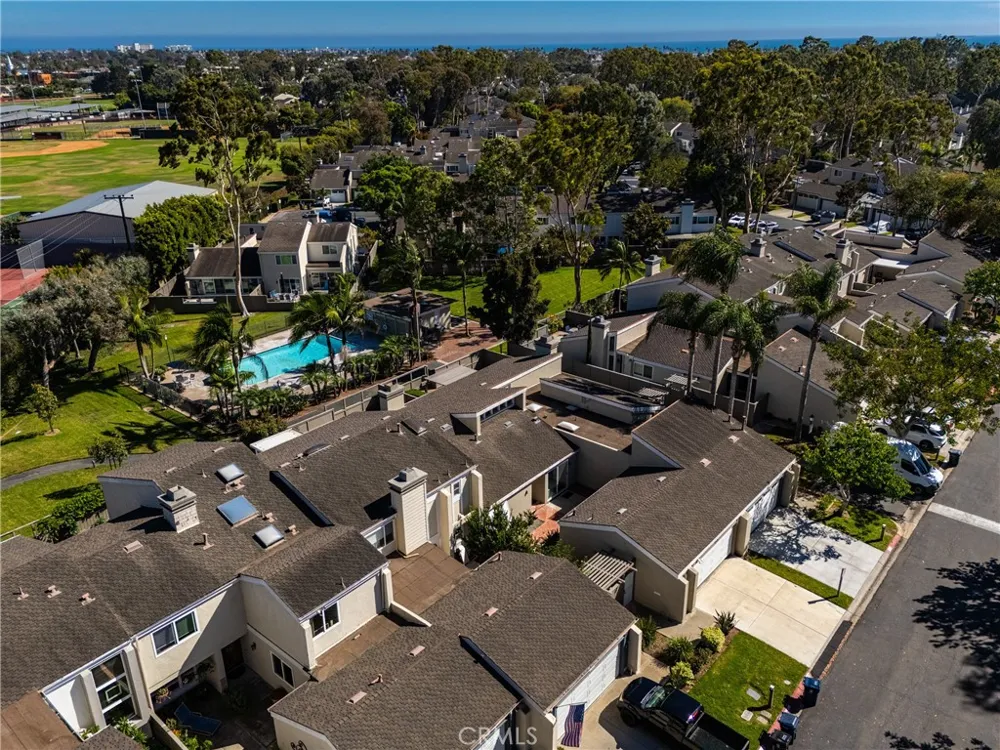 19510 Sandcastle Ln Huntington Beach, CA 92648