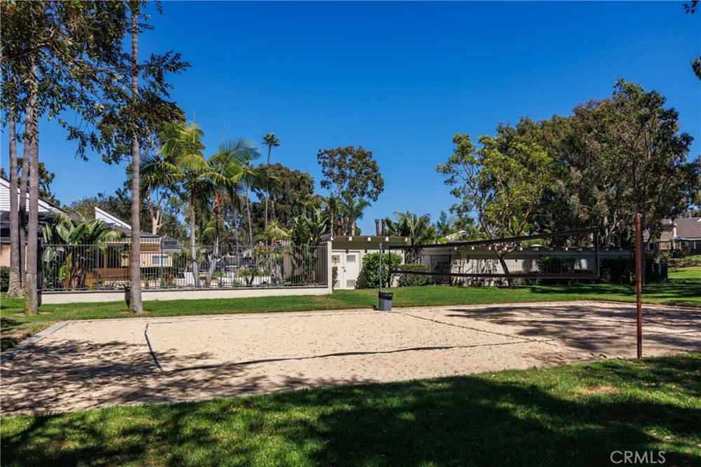 19510 Sandcastle Ln Huntington Beach, CA 92648