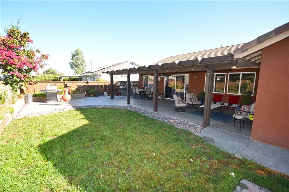 1480 Stratus Street San Jacinto, CA 92582