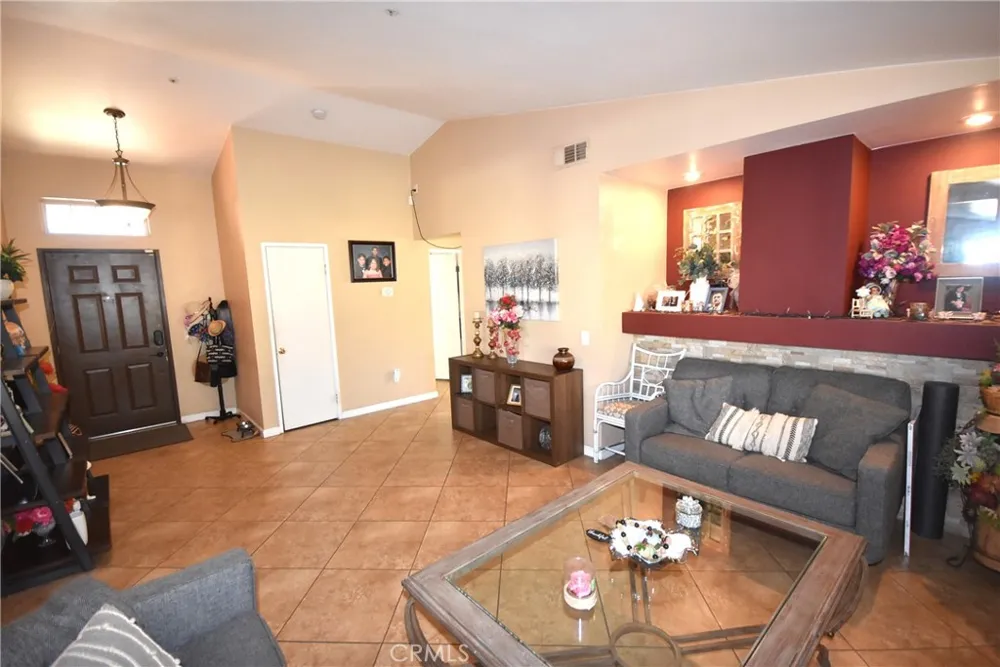 1480 Stratus Street San Jacinto, CA 92582