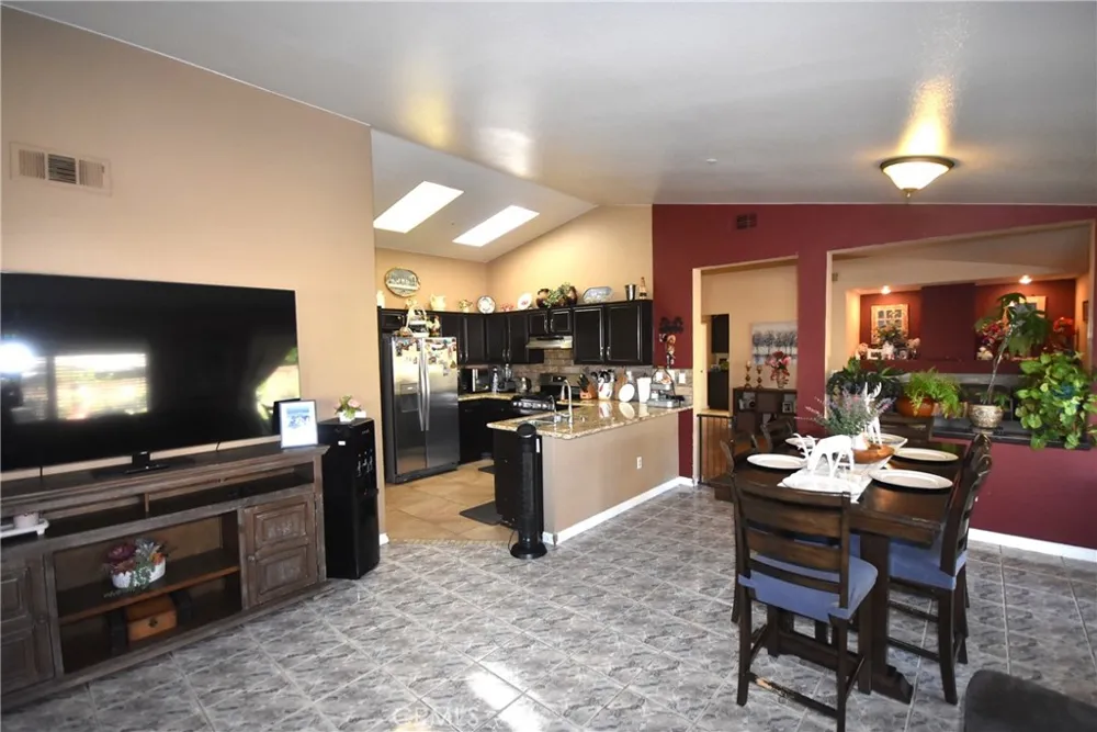 1480 Stratus Street San Jacinto, CA 92582