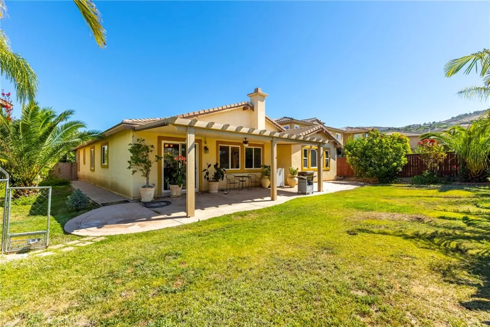 17133 Spring Canyon Place Riverside, CA 92503