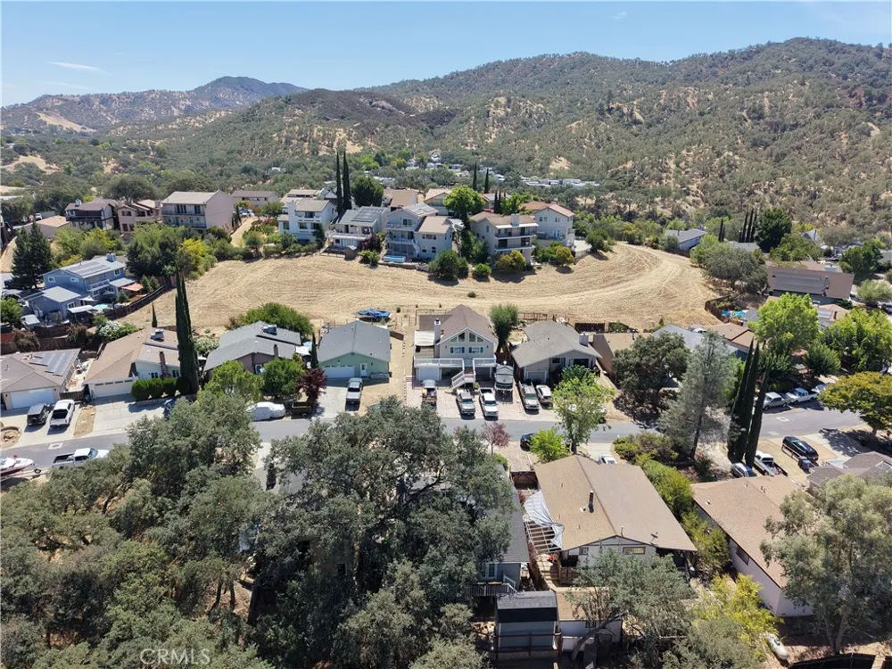 5013 Bluebird Lane Paso Robles, CA 93446