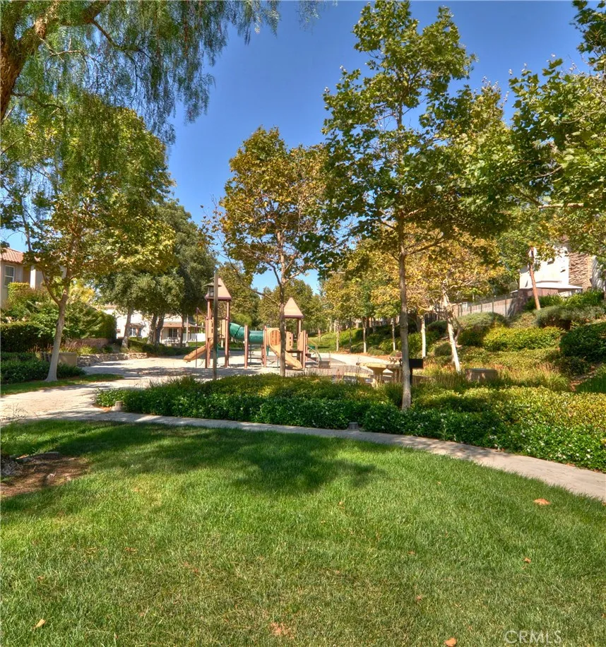 2 Mayville Place Ladera Ranch, CA 92694