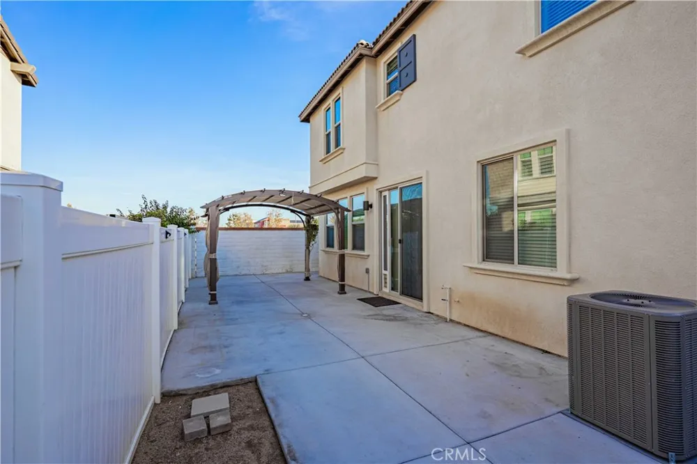 30458 VILLAGE KNOLL DRIVE Menifee, CA 92584