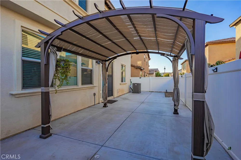 30458 VILLAGE KNOLL DRIVE Menifee, CA 92584
