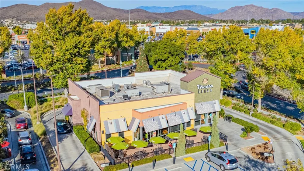 30458 VILLAGE KNOLL DRIVE Menifee, CA 92584