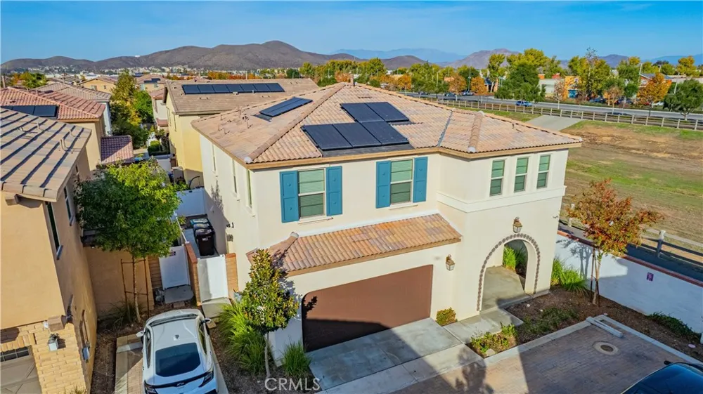 30458 VILLAGE KNOLL DRIVE Menifee, CA 92584