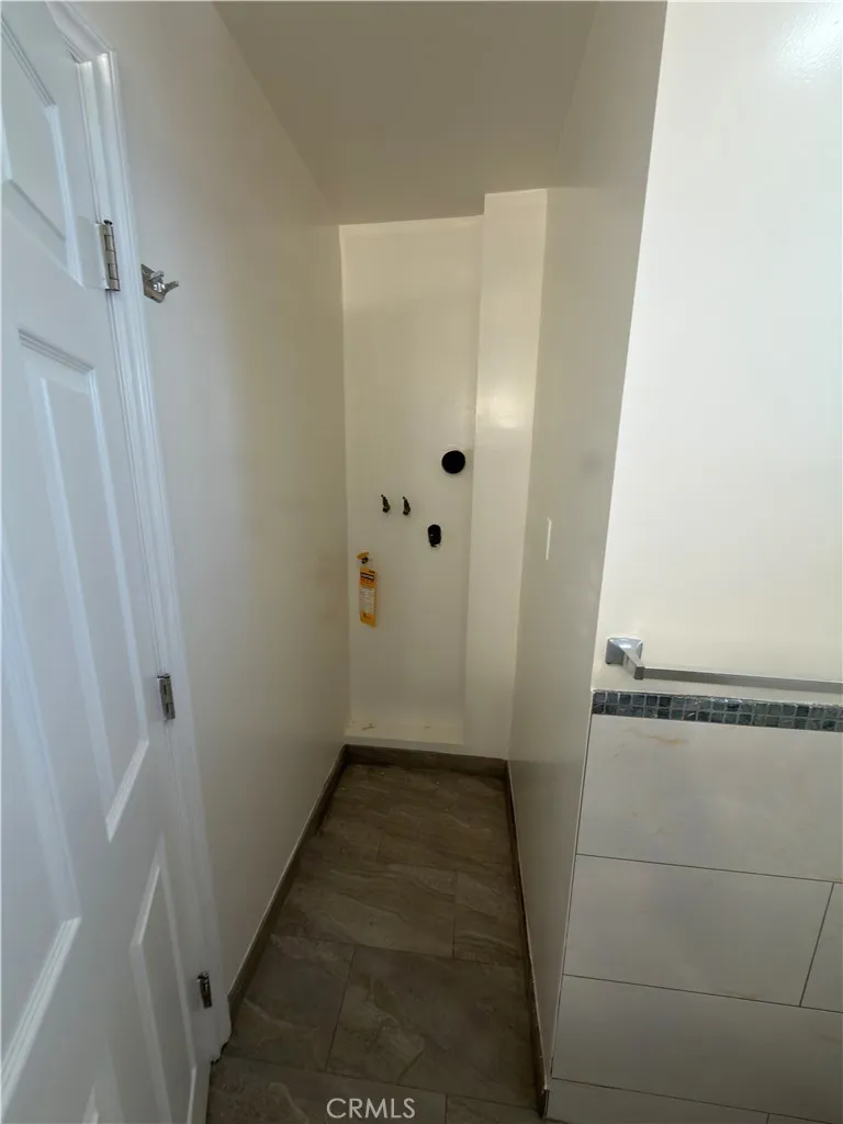 465 Marengo Avenue Pasadena, CA 91101