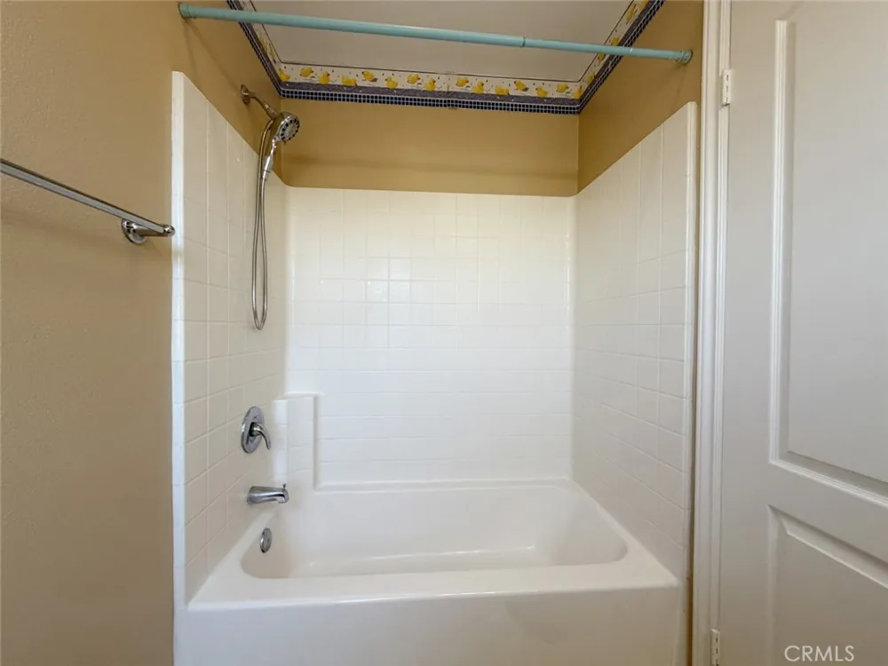 274 Tustin Field Dr Tustin, CA 92782
