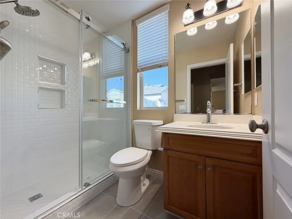 274 Tustin Field Dr Tustin, CA 92782