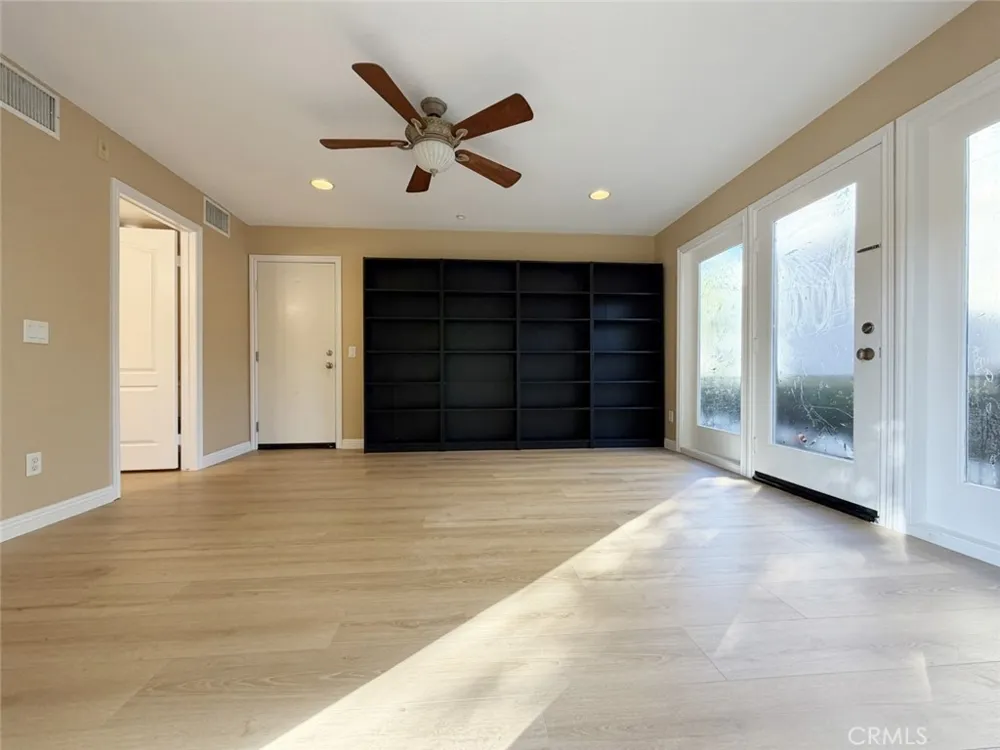 274 Tustin Field Dr Tustin, CA 92782