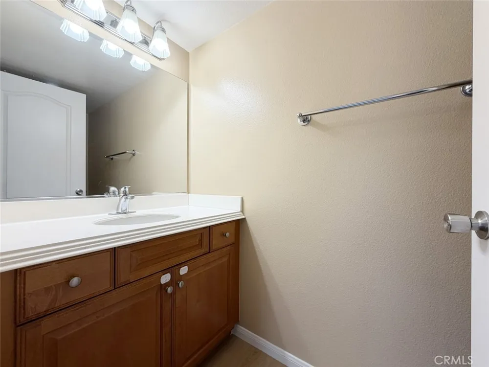 274 Tustin Field Dr Tustin, CA 92782