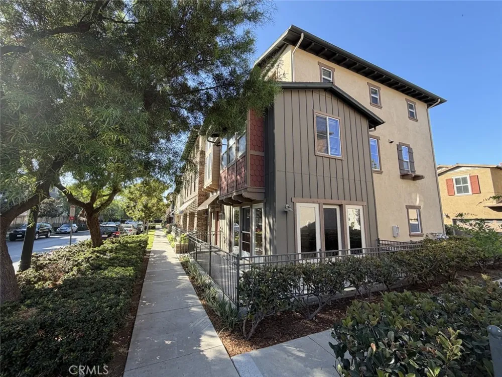274 Tustin Field Dr Tustin, CA 92782