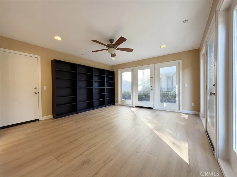 274 Tustin Field Dr Tustin, CA 92782